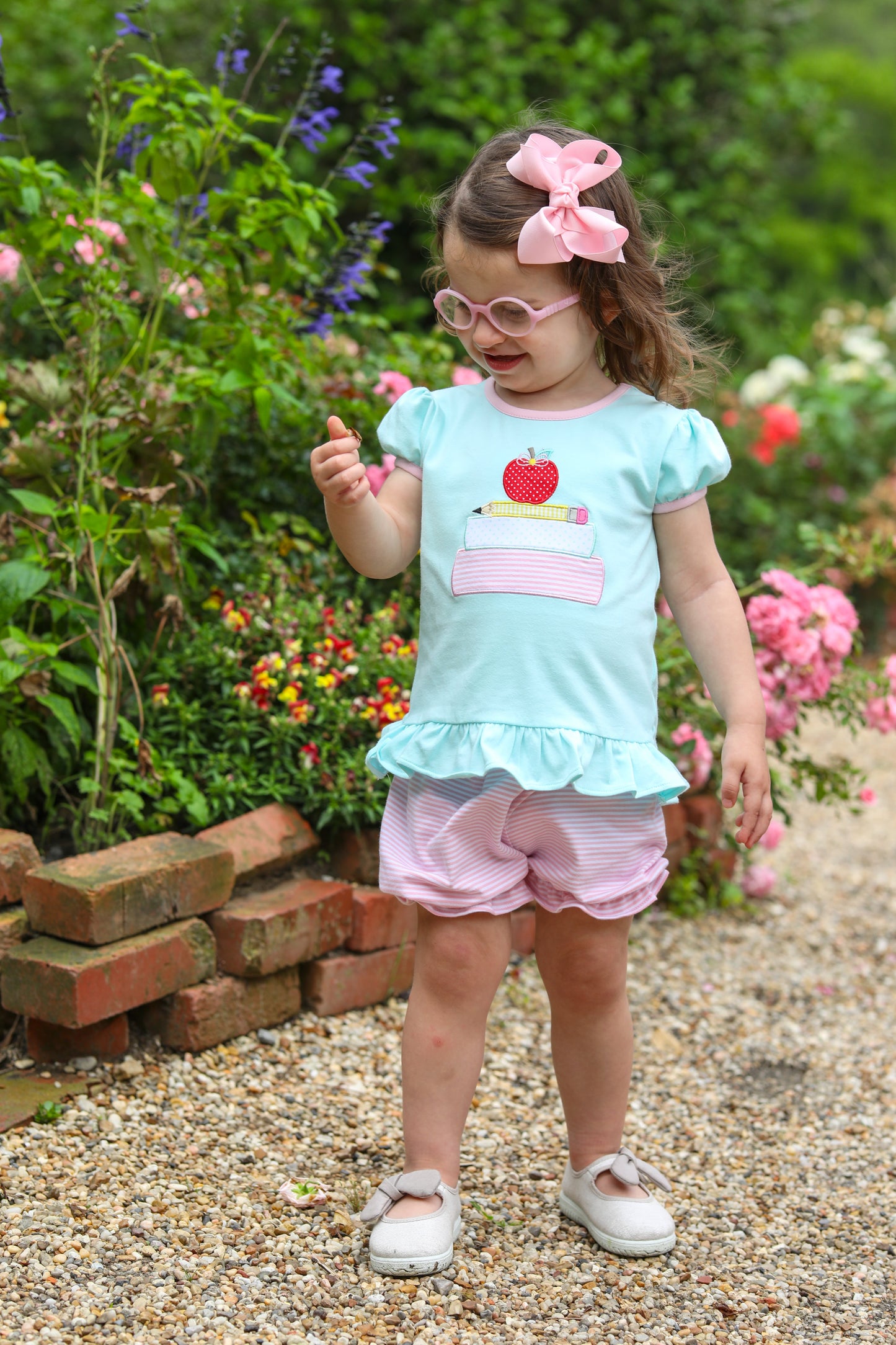 School book stack bloomer short set