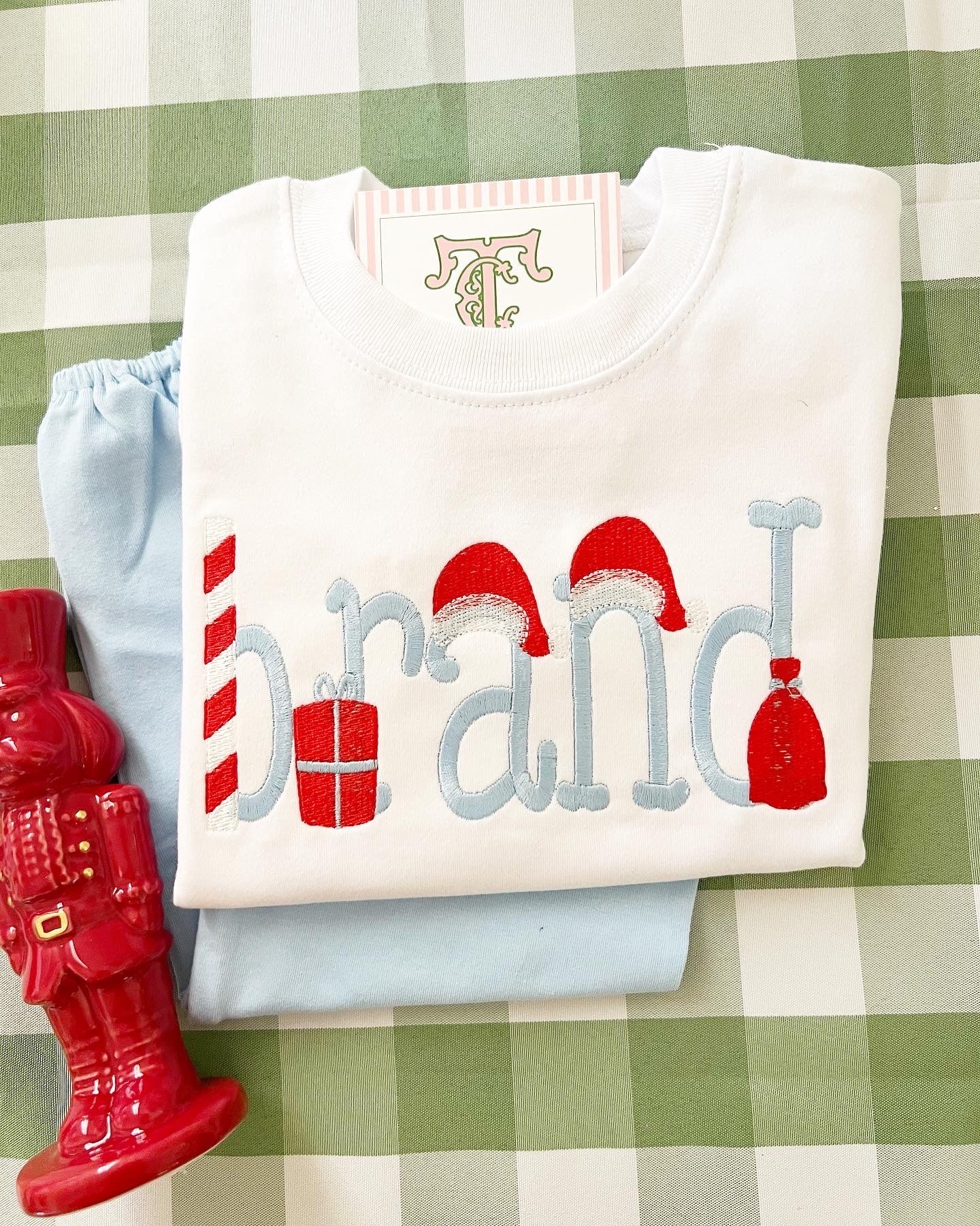 BOY OR GIRL OR Traditional reds/greens SANTA FONT - Tea and Cotton IncTea and Cotton Inc