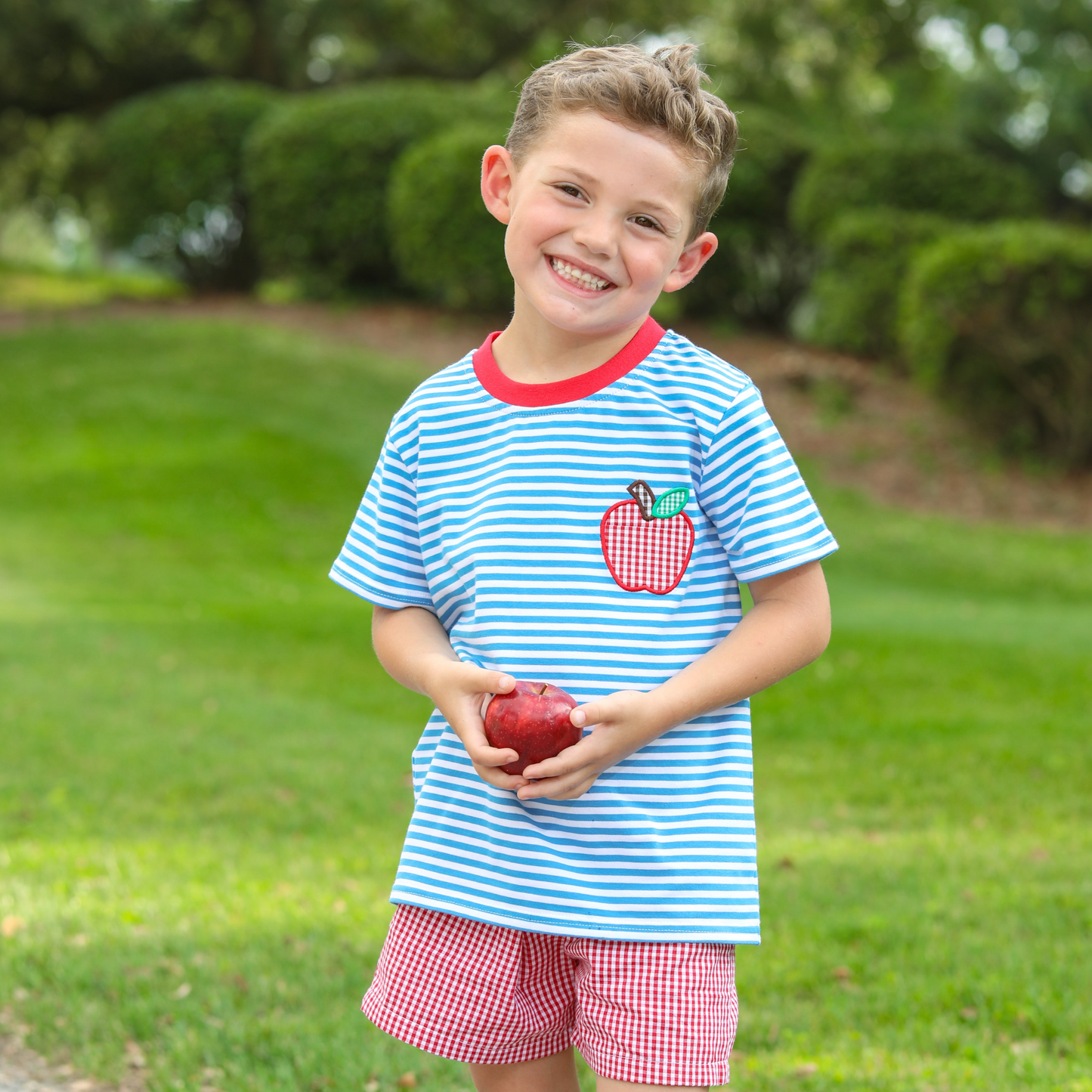 Apple Pocket Applique Shorts Set