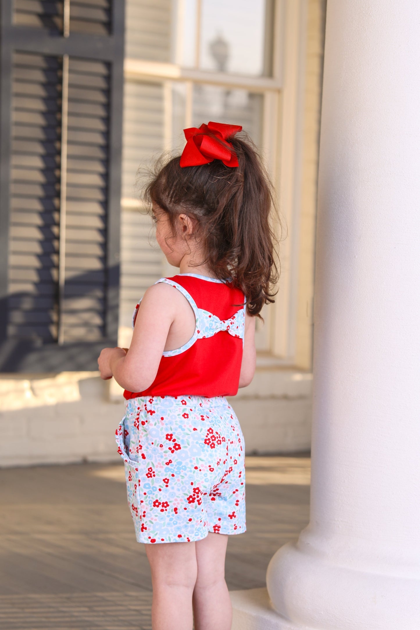 Freedom flutter floral bow back short set
