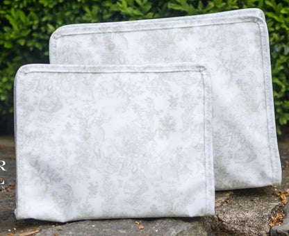 ROADIE LARGE TRVL WIPEABLE WASHABLE