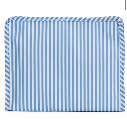 ROADIE LARGE TRVL WIPEABLE WASHABLE
