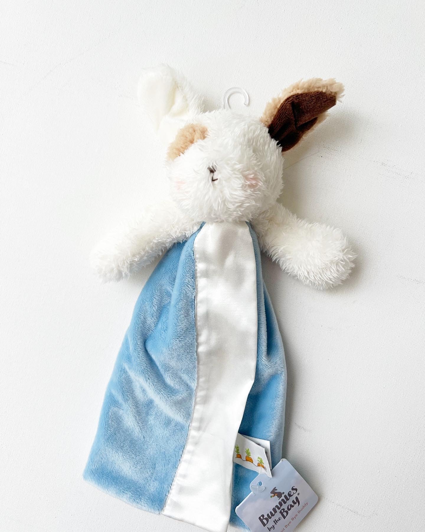 Bunnies by the Bay Lovey Medium Size